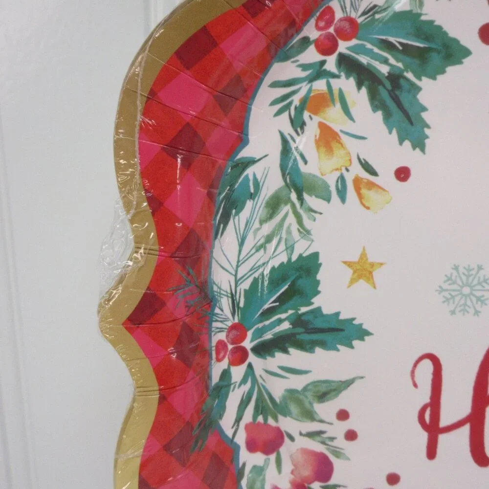 Pioneer Woman Christmas Holidays Party Supplies Plates Napkins for 16 Guests New